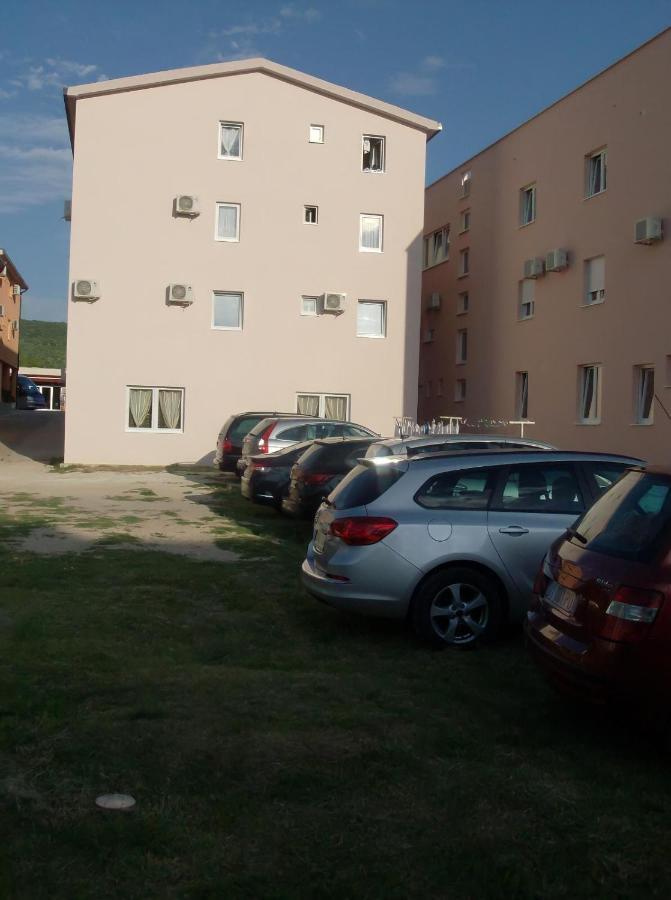 Pansion Maglica Bed & Breakfast Medjugorje Luaran gambar
