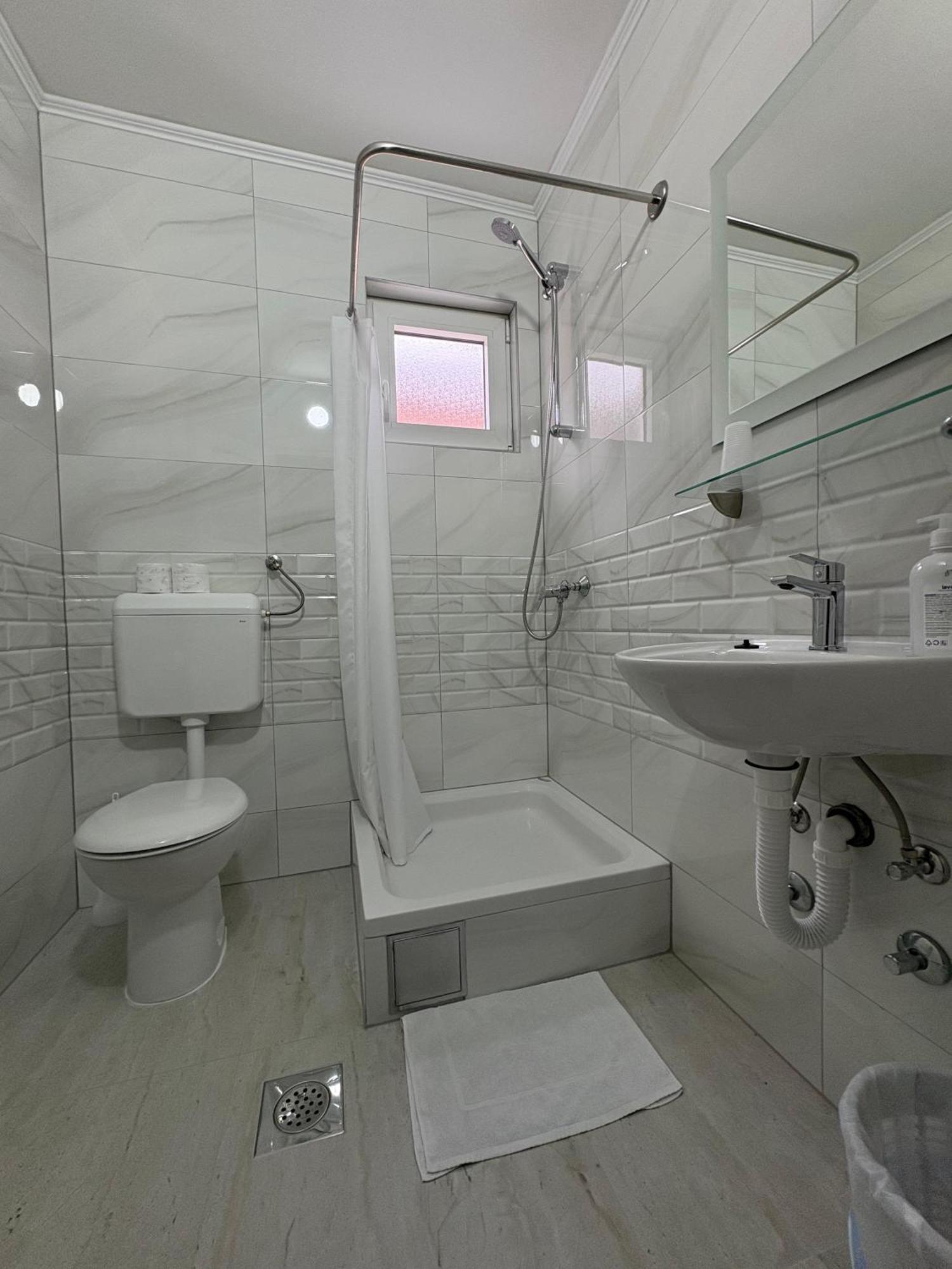 Pansion Maglica Bed & Breakfast Medjugorje Luaran gambar